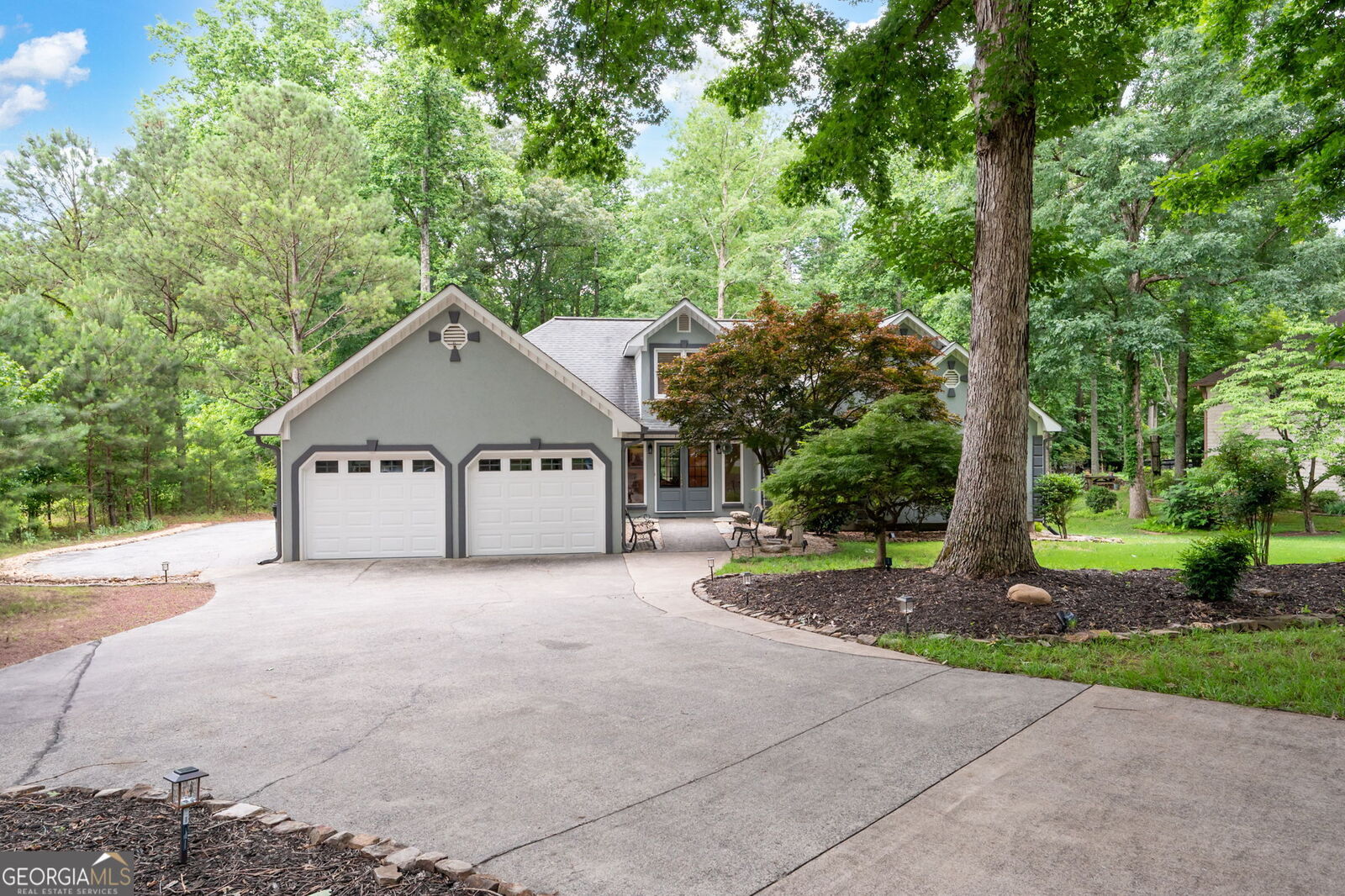 Property Photo: 1104 Fox Lane GA 30188