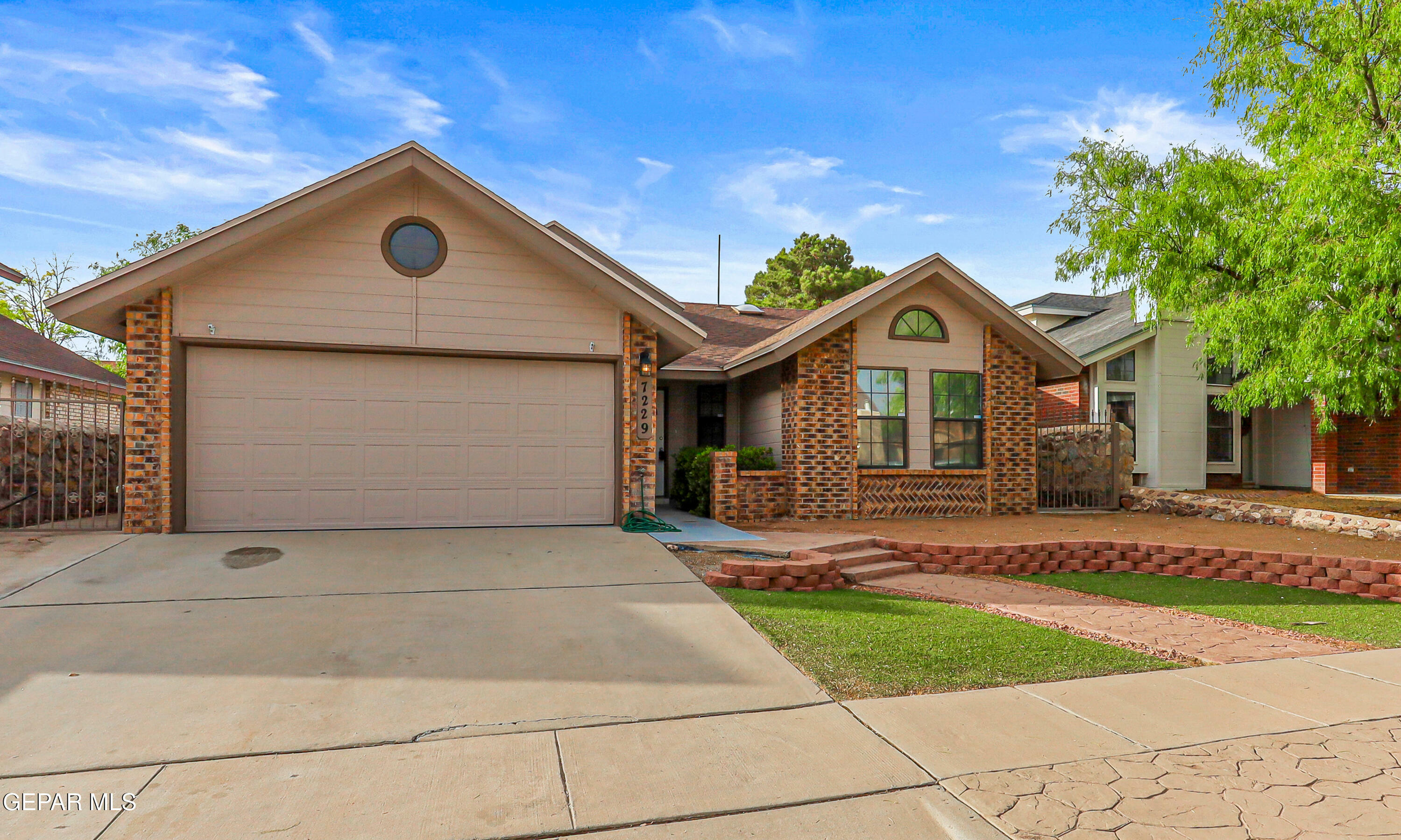 7229 Golden Hawk Drive  El Paso TX 79912 photo