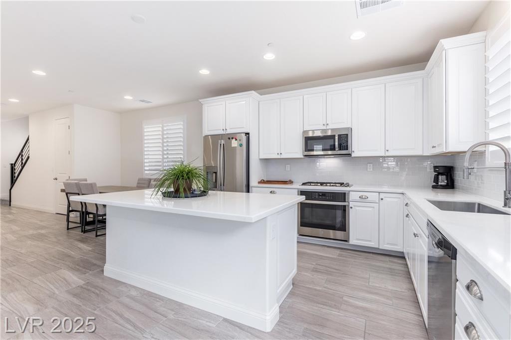 Property Photo: 360 Espressivo Street NV 89011