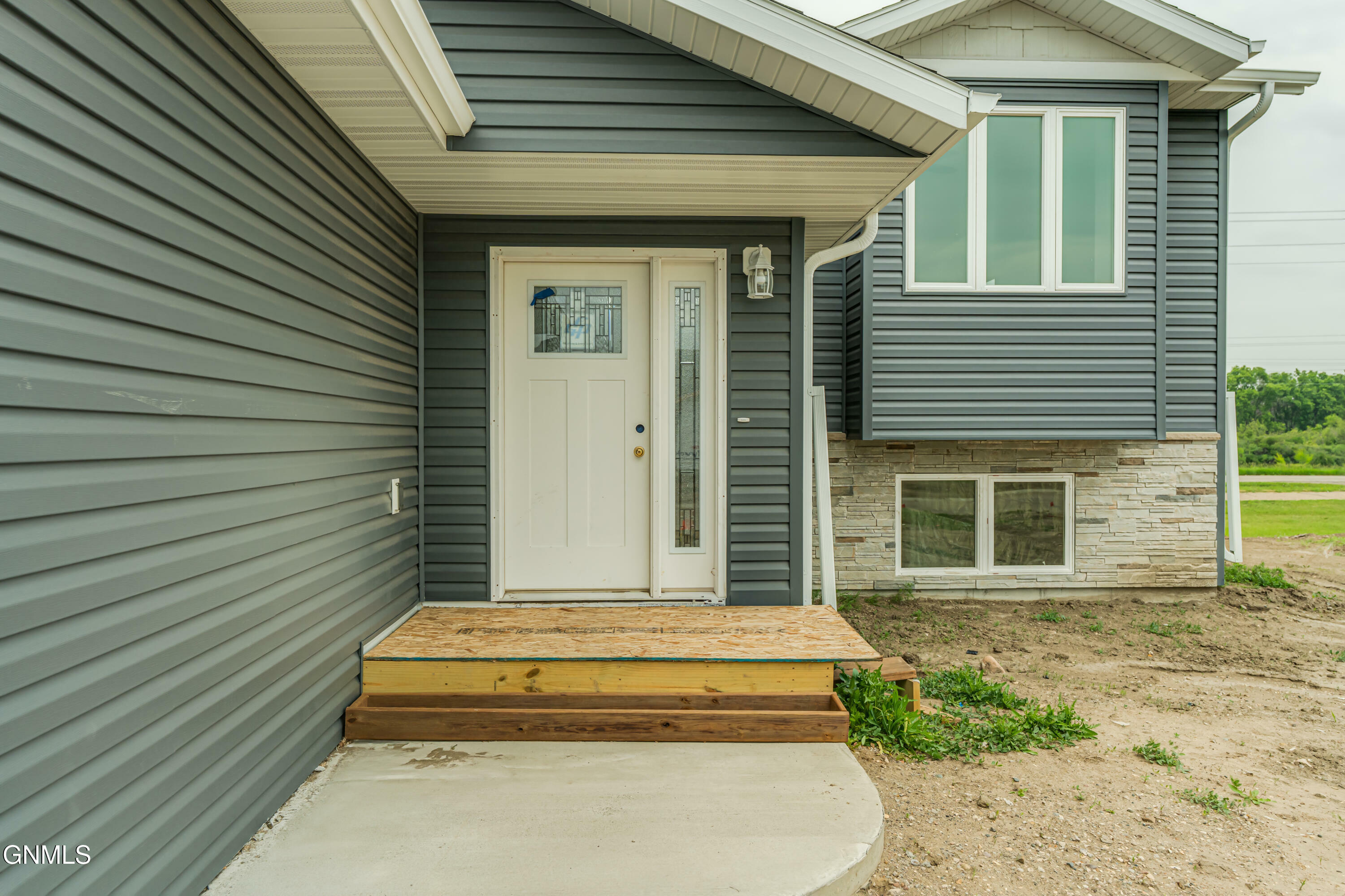 Property Photo: 1232 Empire Circle ND 58504