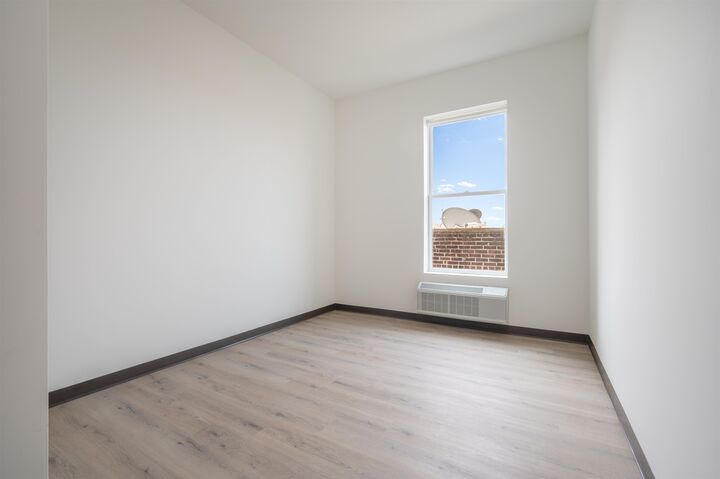 Property Photo: 857 Bergen Ave 204 NJ 07306