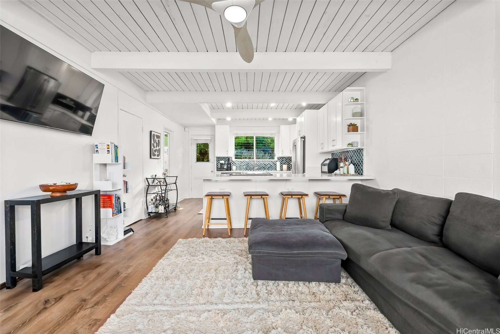 Property Photo: 4130 Keanu Street 4 HI 96816