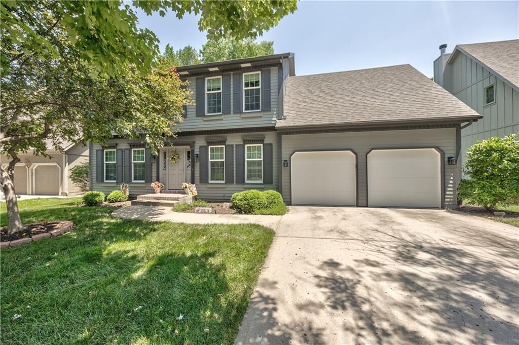 Property Photo: 12825 Garnett Street KS 66213