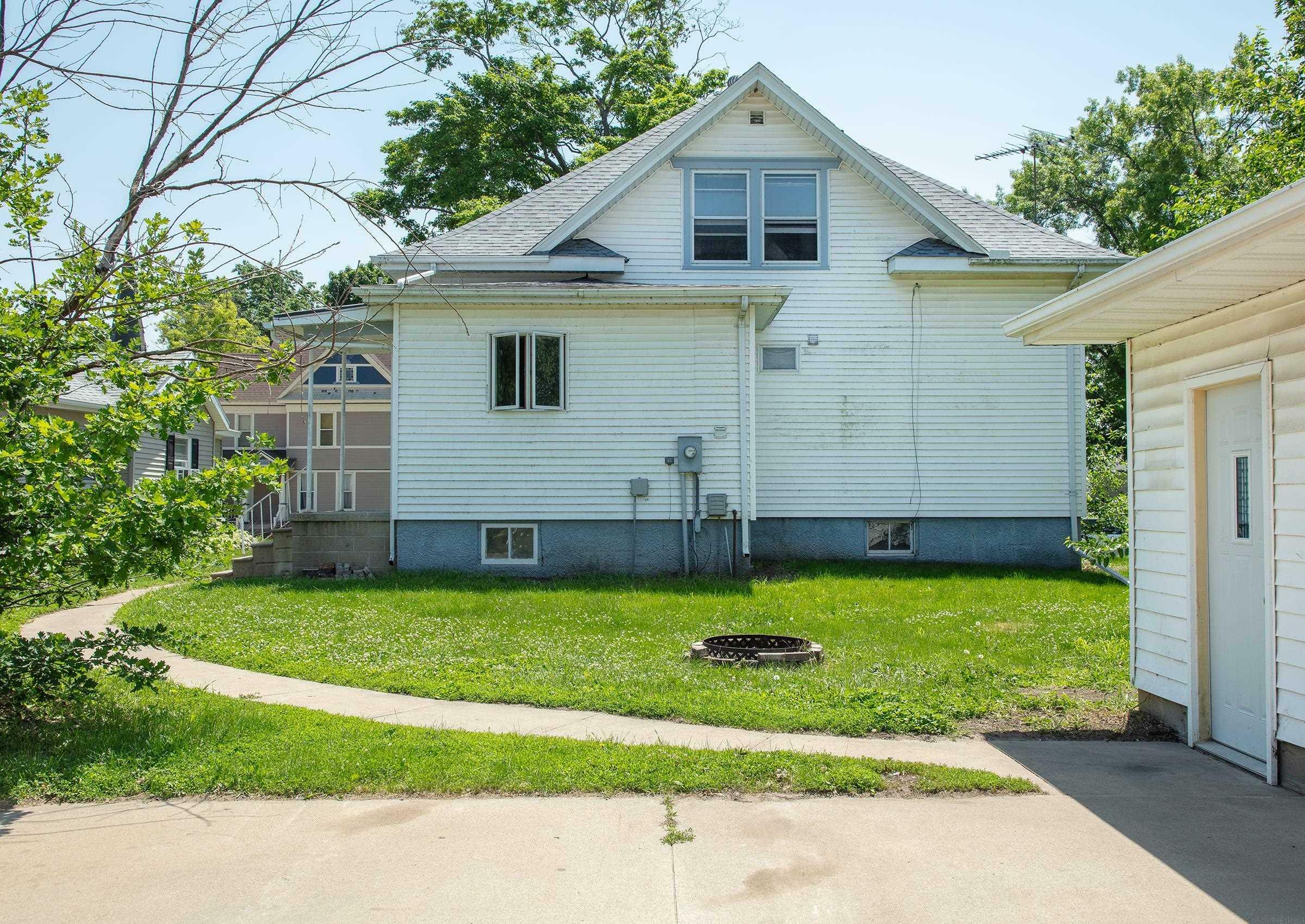 Property Photo: 204 3rd Ave NW IA 50677
