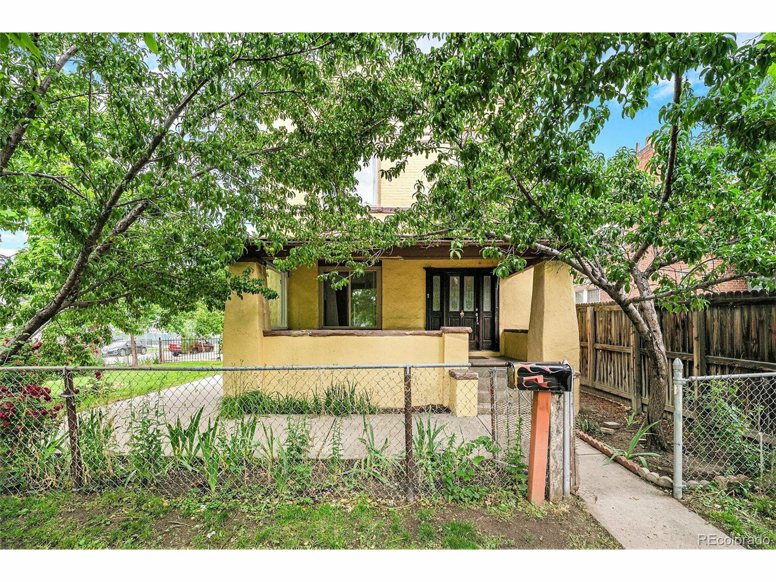 Property Photo: 7 Elati St CO 80223