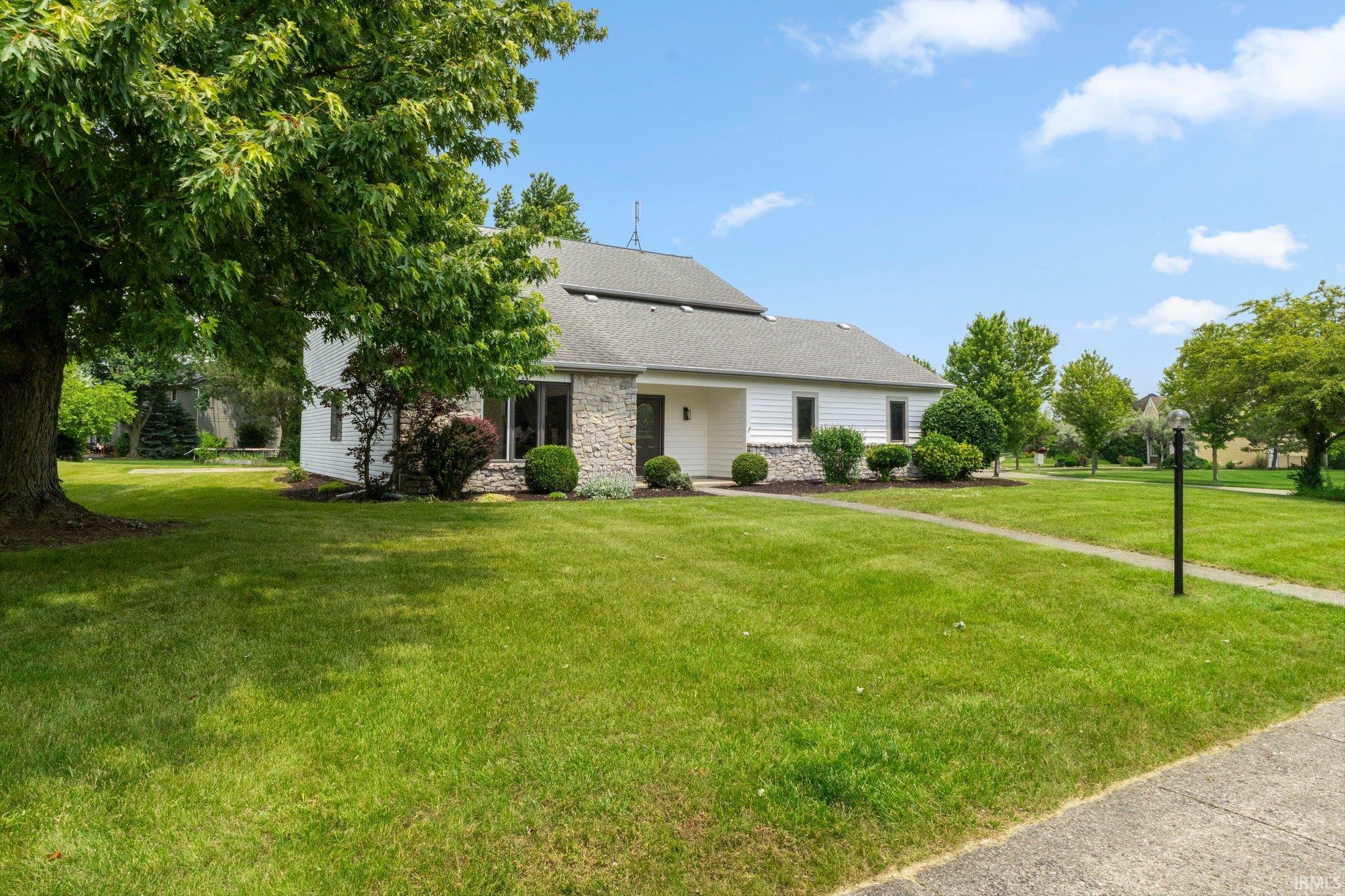 Property Photo: 9304 Deer Trail IN 46804-1398