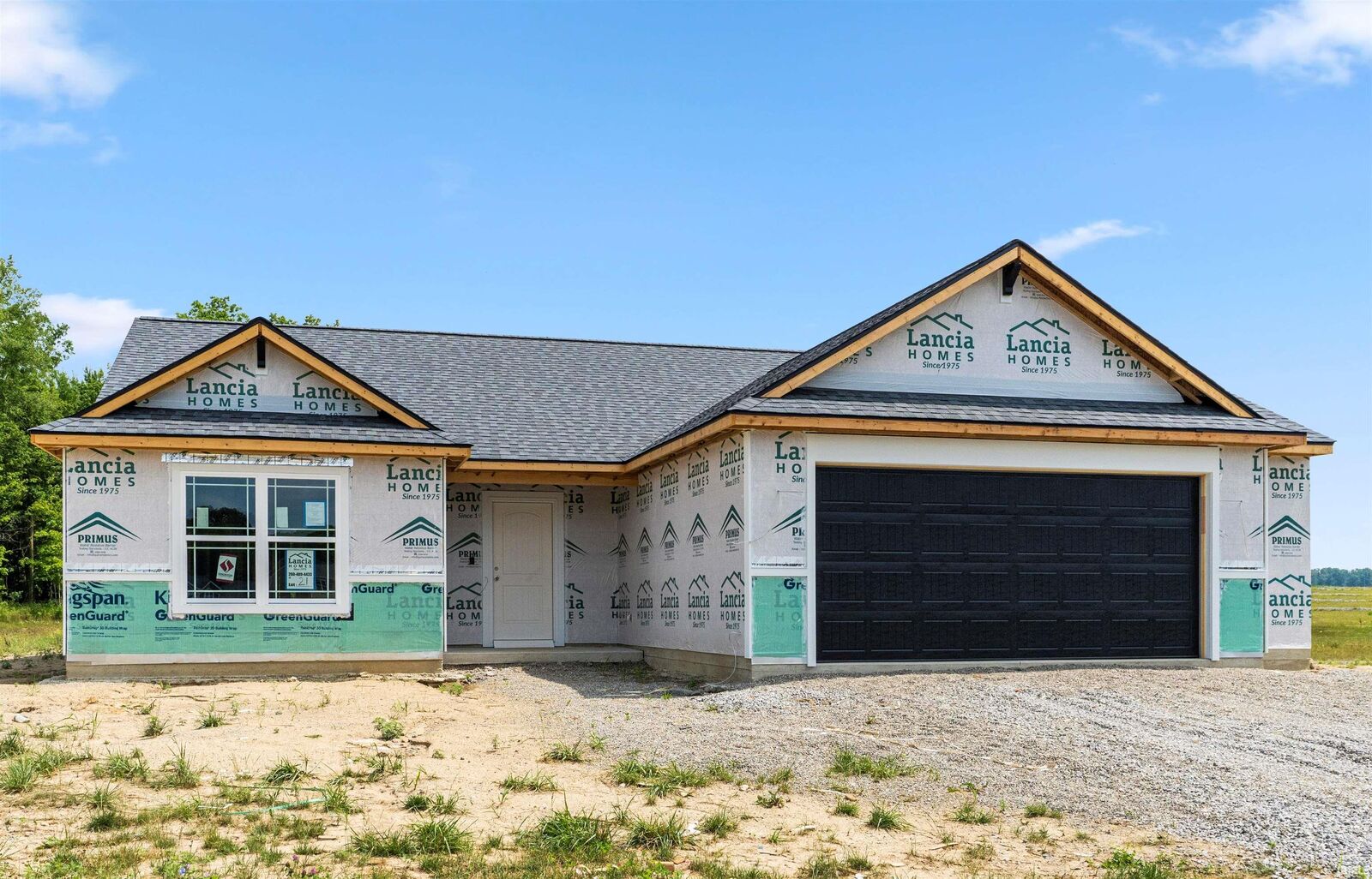 Property Photo: 1397 Lancelot Lane IN 46755