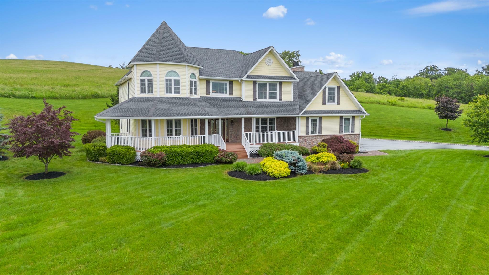 Property Photo: 14 Eagles Watch NY 10990