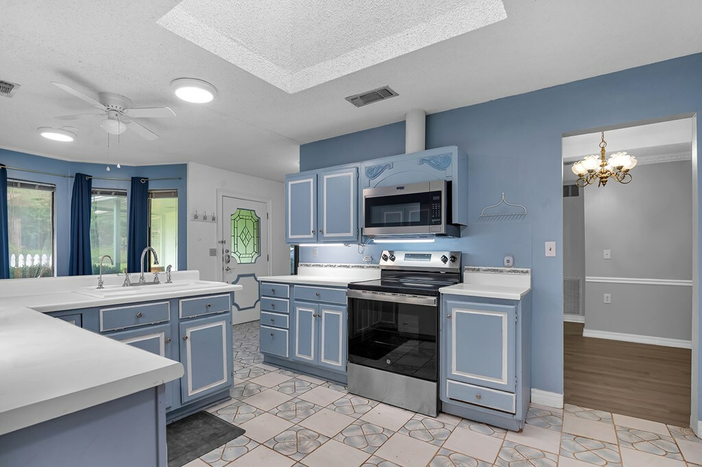 Property Photo: 130 Hartje Lane TX 75968