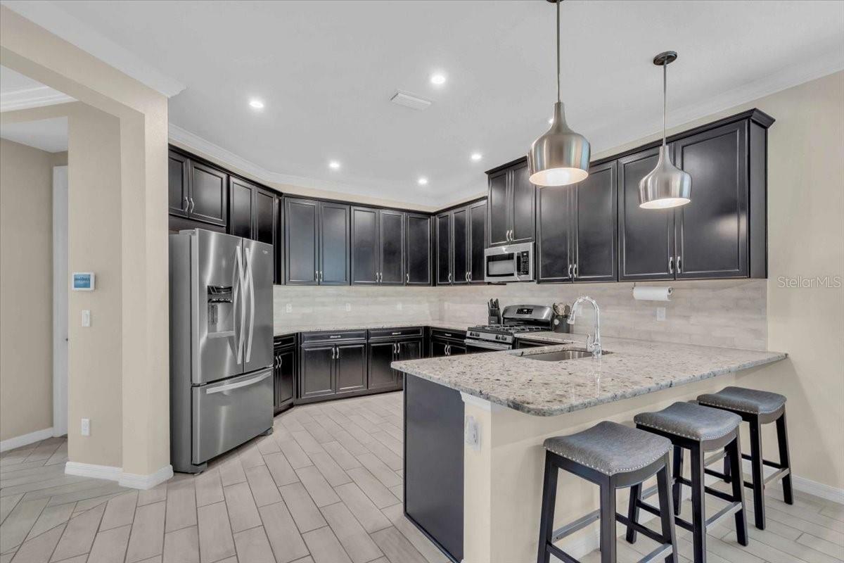 Property Photo: 5540 Summit Glen FL 34203