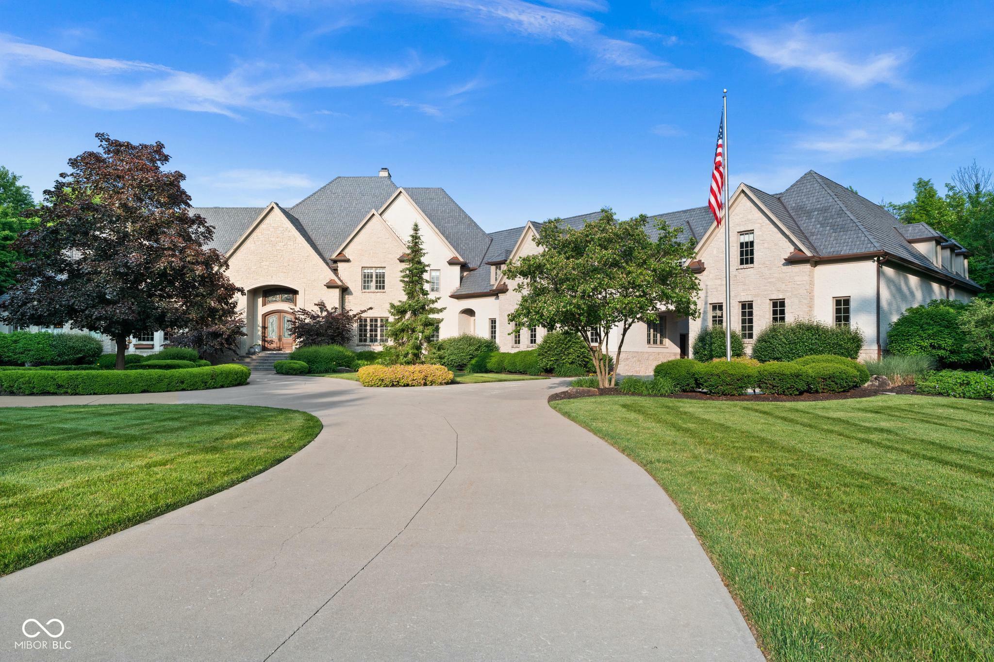Property Photo: 11101 Hawthorn Ridge IN 46037