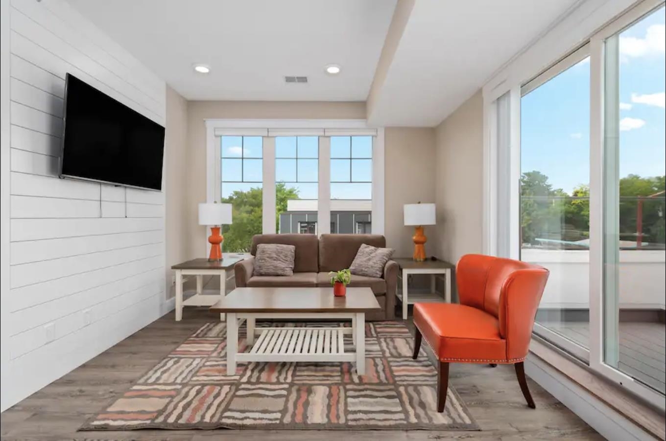 Property Photo:  914-14 E Front Street 14  MI 49686 