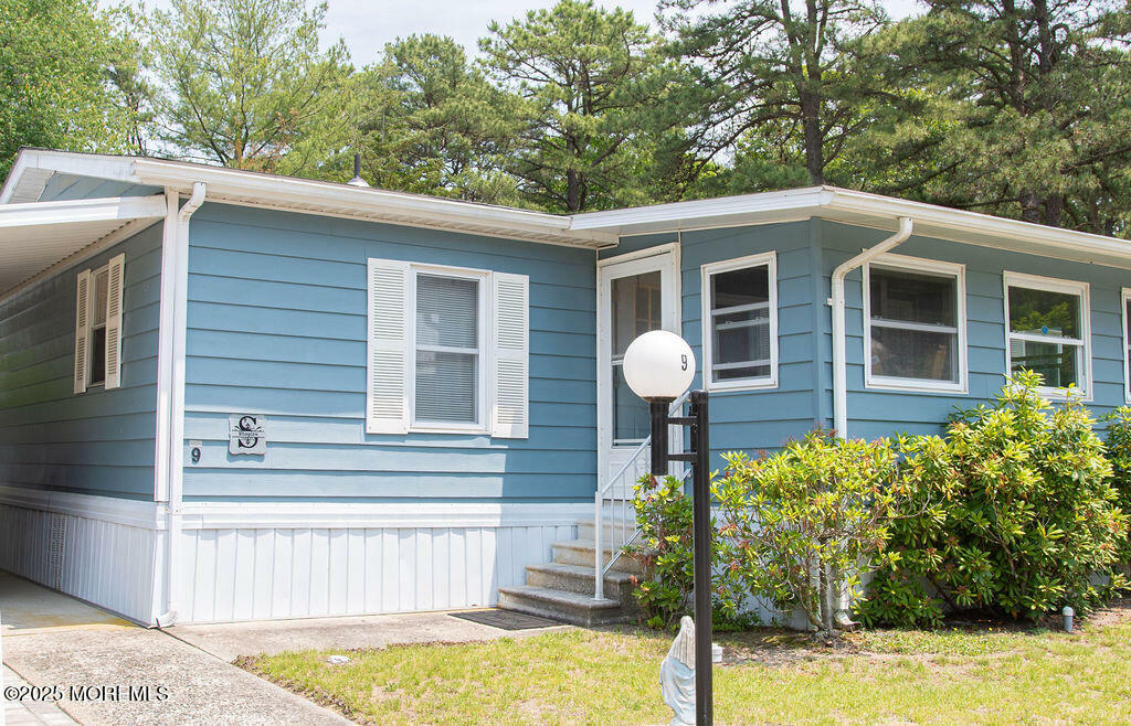 Property Photo: 9 Casey Court NJ 08005