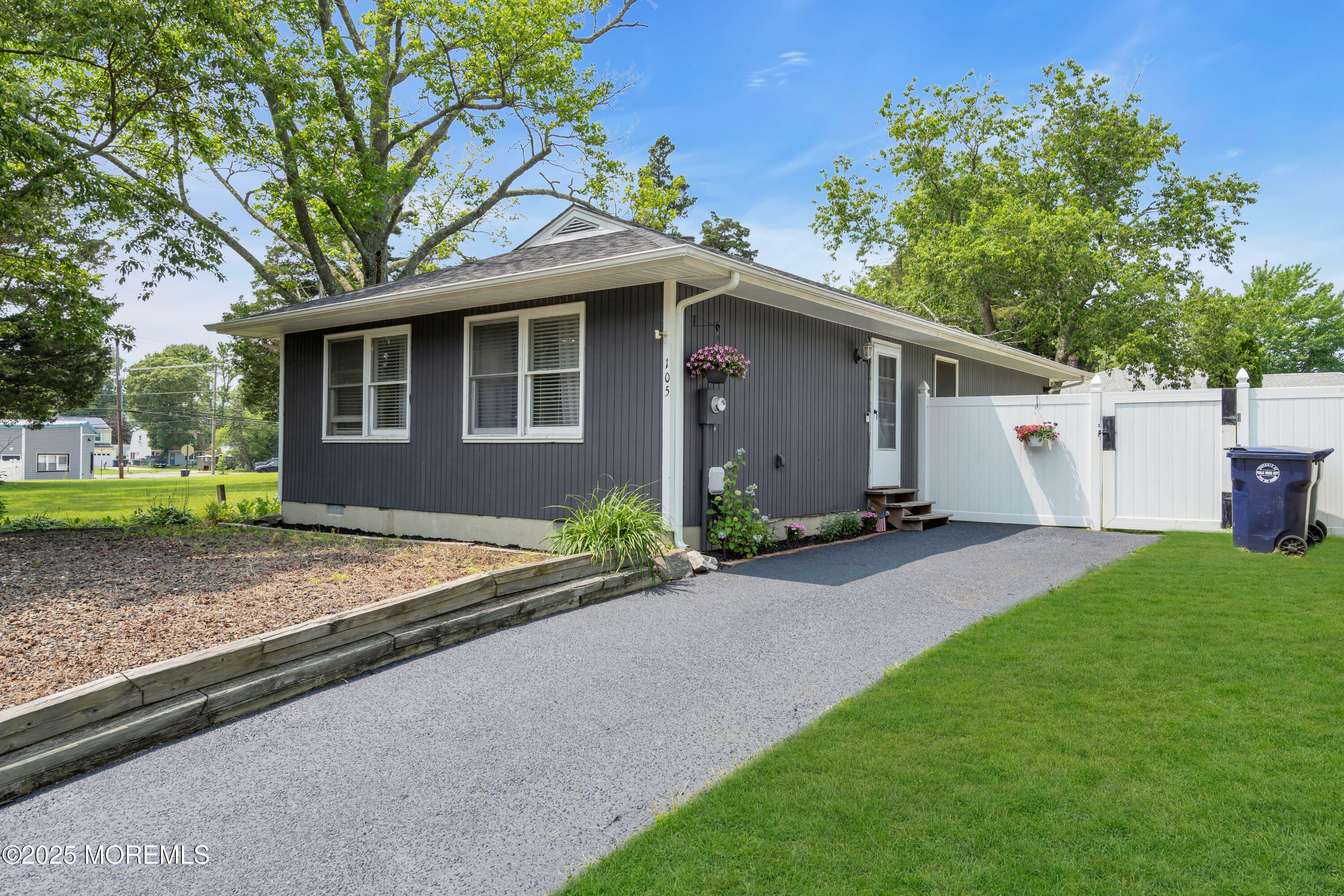 Property Photo: 105 Kadlubeck Way NJ 08087