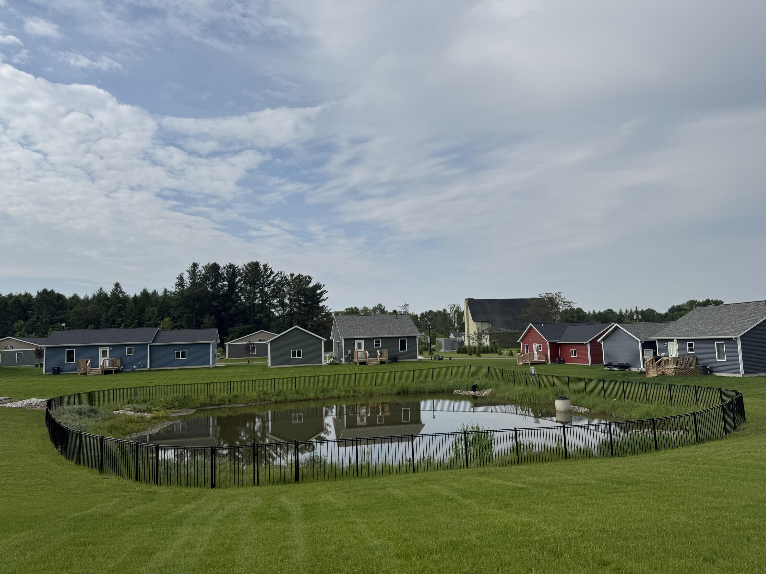 Property Photo: 257 Willowside Drive MI 49455