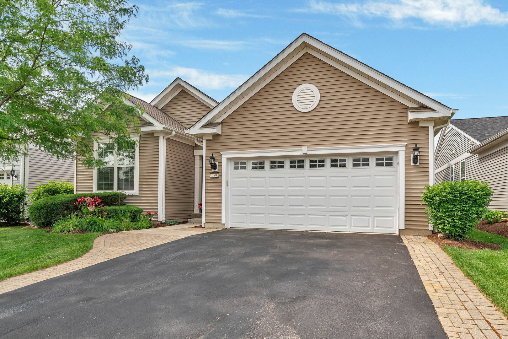 739 Pleasant Drive  Shorewood IL 60404 photo