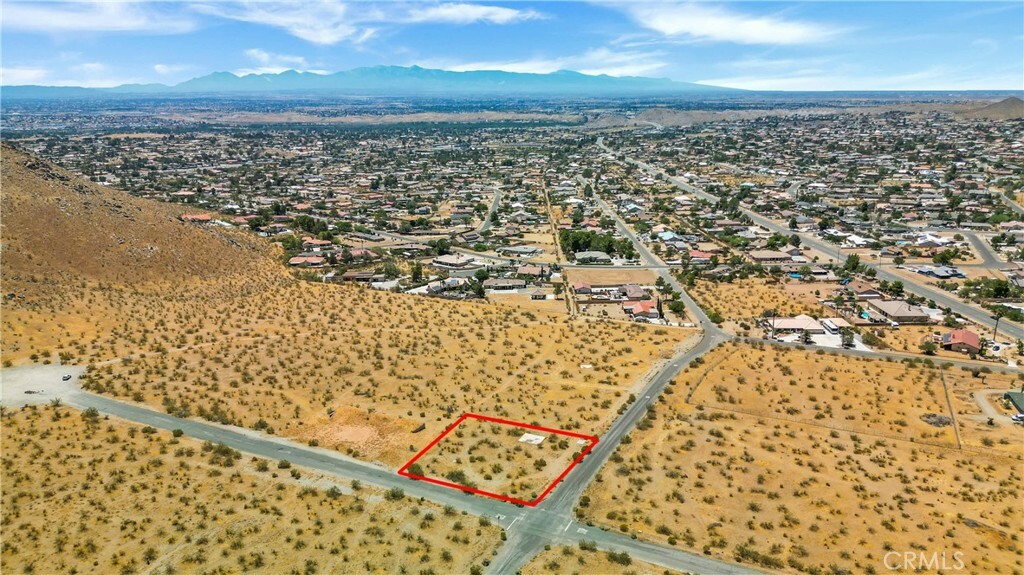 Property Photo: 19767 Roanoke Rd CA 92307