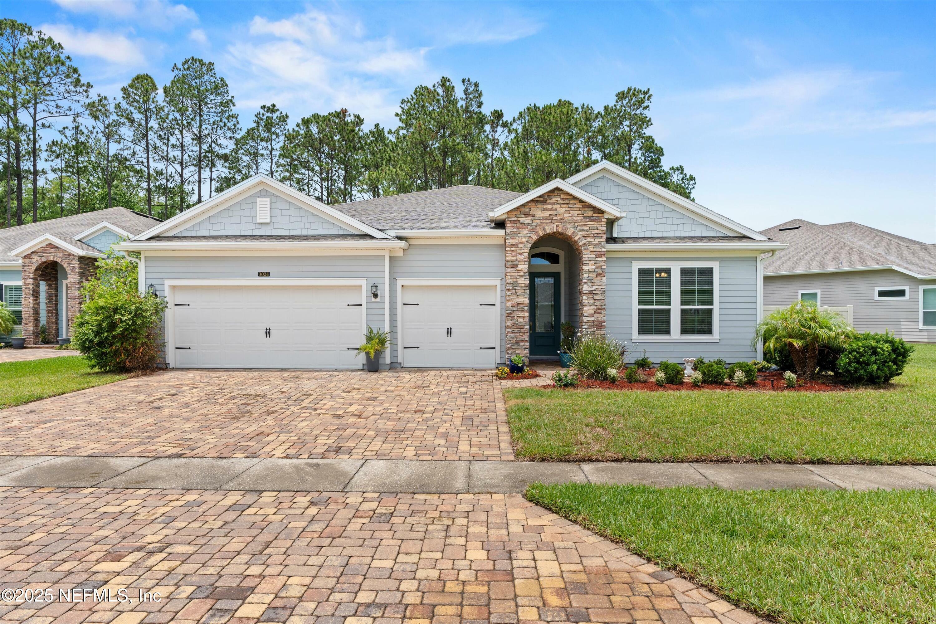 Property Photo: 3024 Las Calinas Boulevard FL 32095