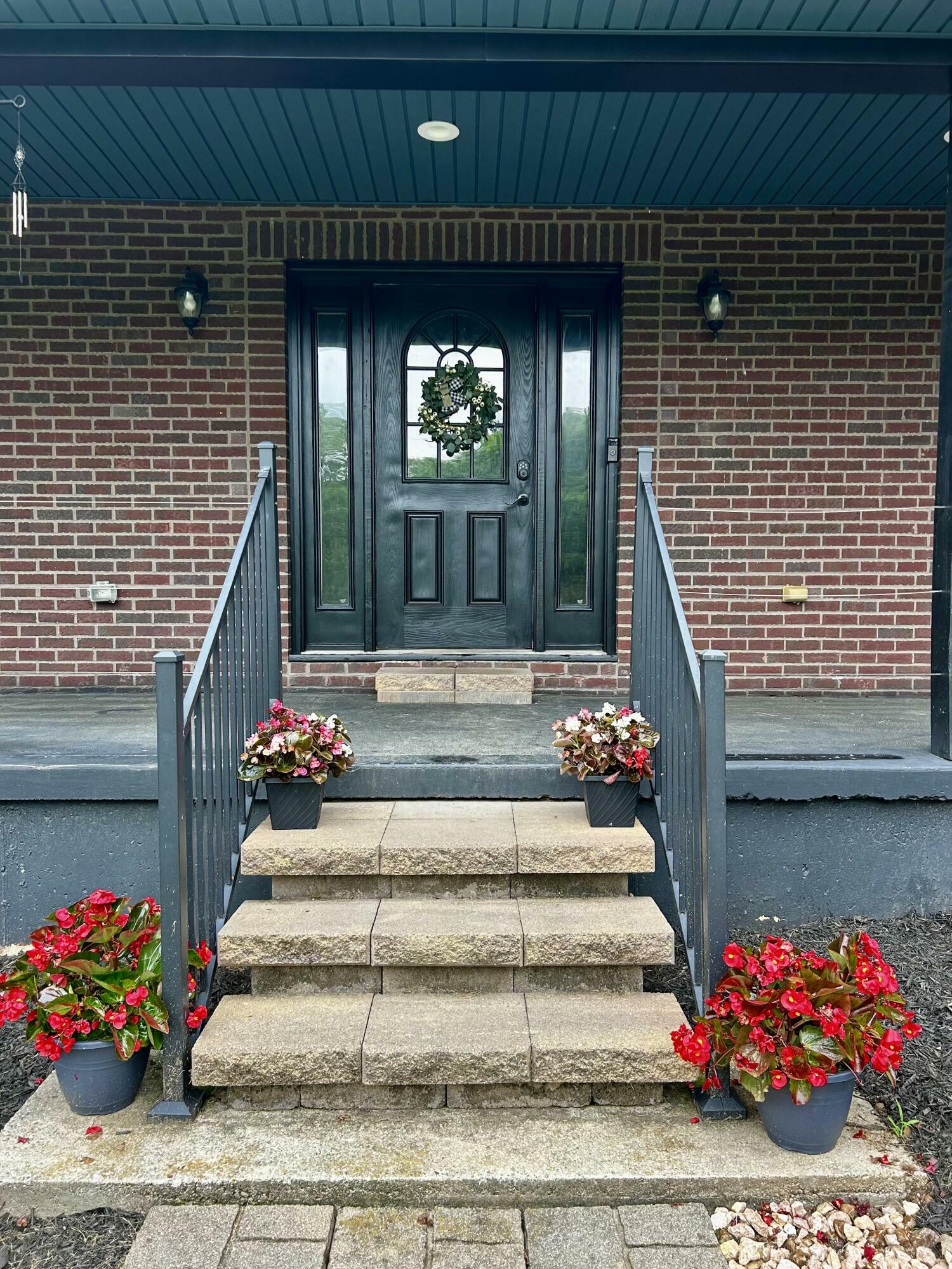 Property Photo: 1756 Paxton Road KY 41063