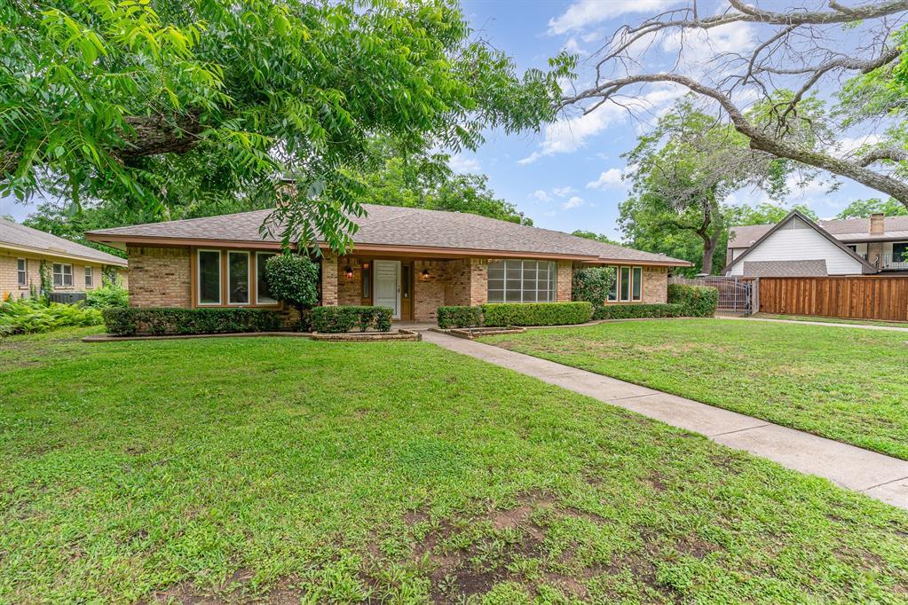 Property Photo:  3004 Glasgow Drive  TX 76015 
