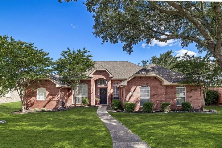 Property Photo: 8601 Prescott Circle TX 75034