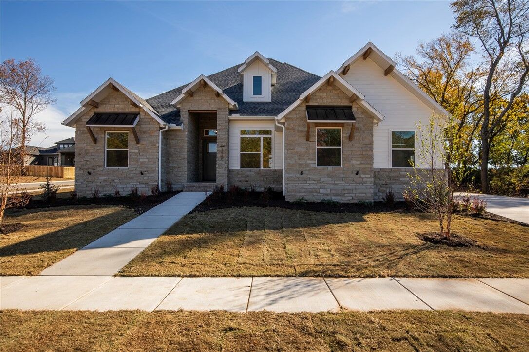 Property Photo:  3560 Bridger Lane  AR 72712 