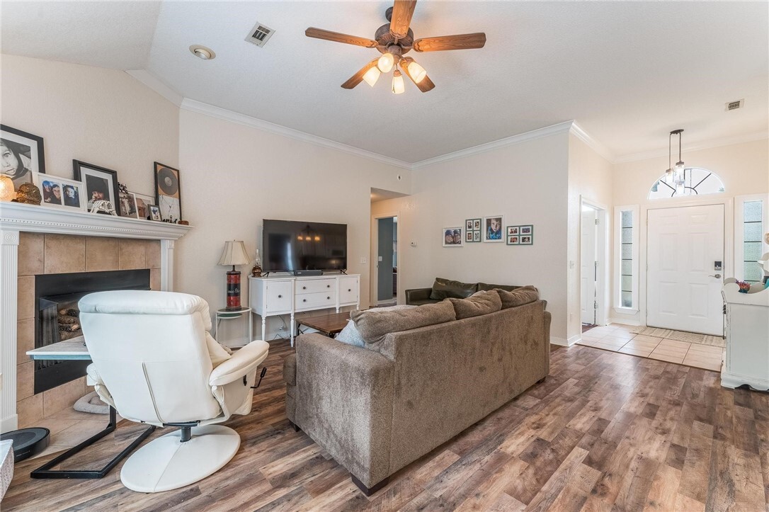 Property Photo: 3131 Amberwood Street AR 72762