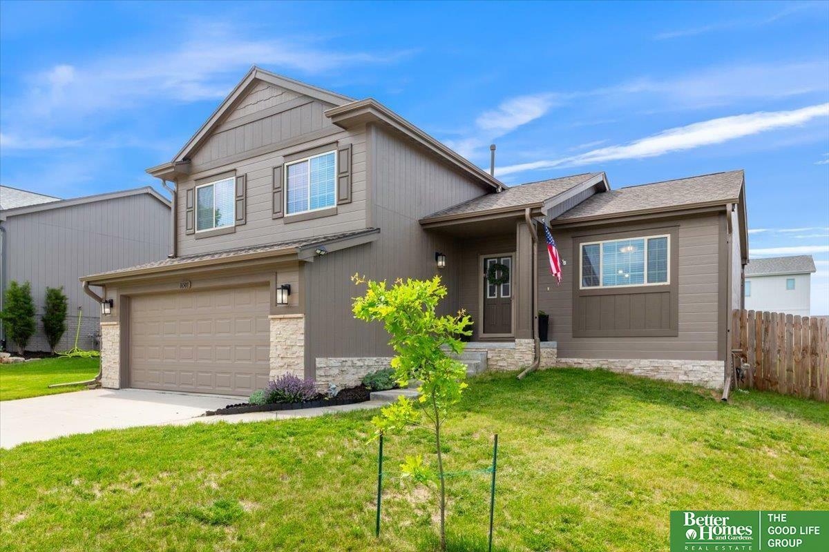 Property Photo: 16501 Potter Street NE 68007