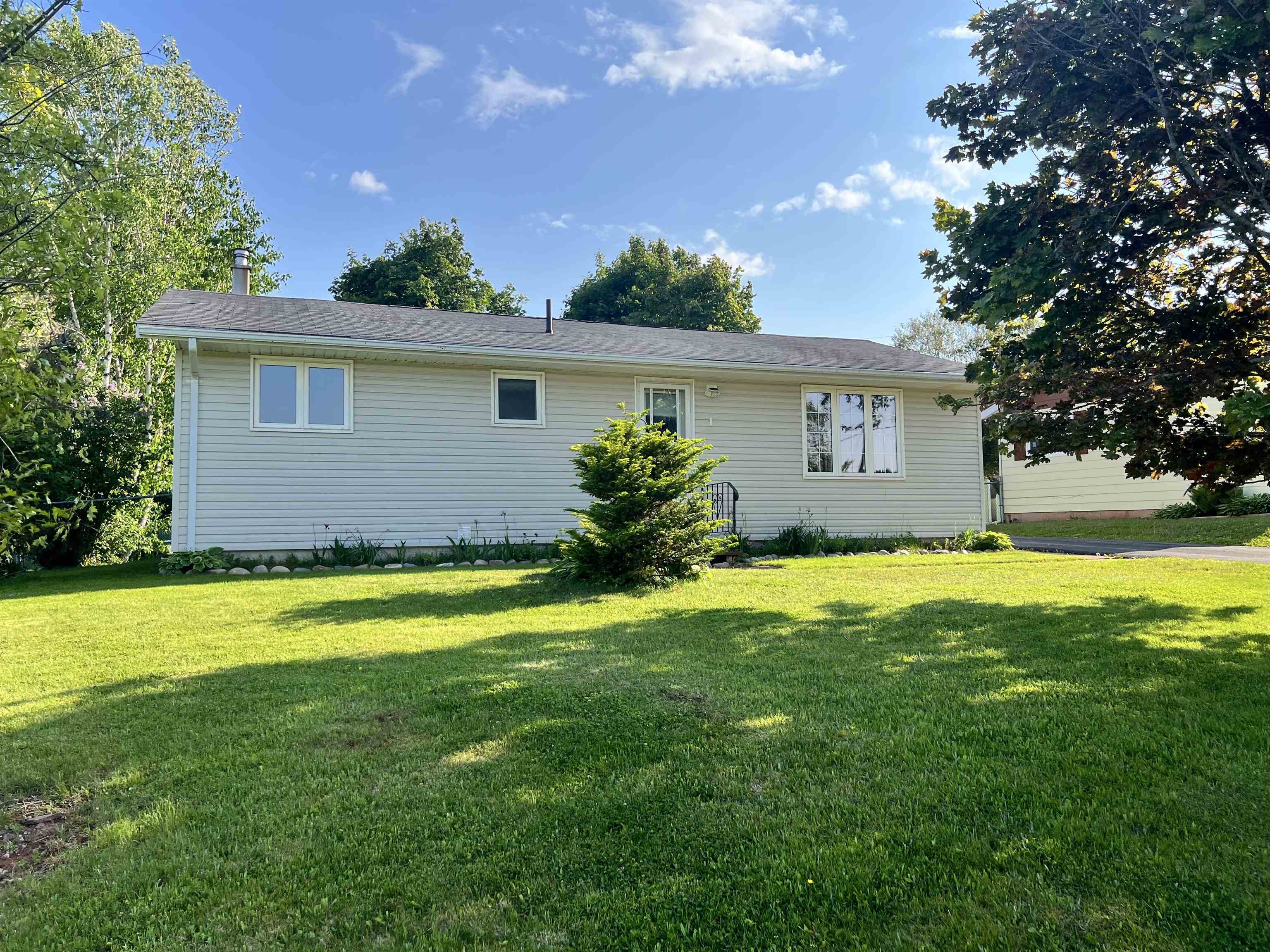 Property Photo: 1 Westcomb Crescent PE C1C 1B6