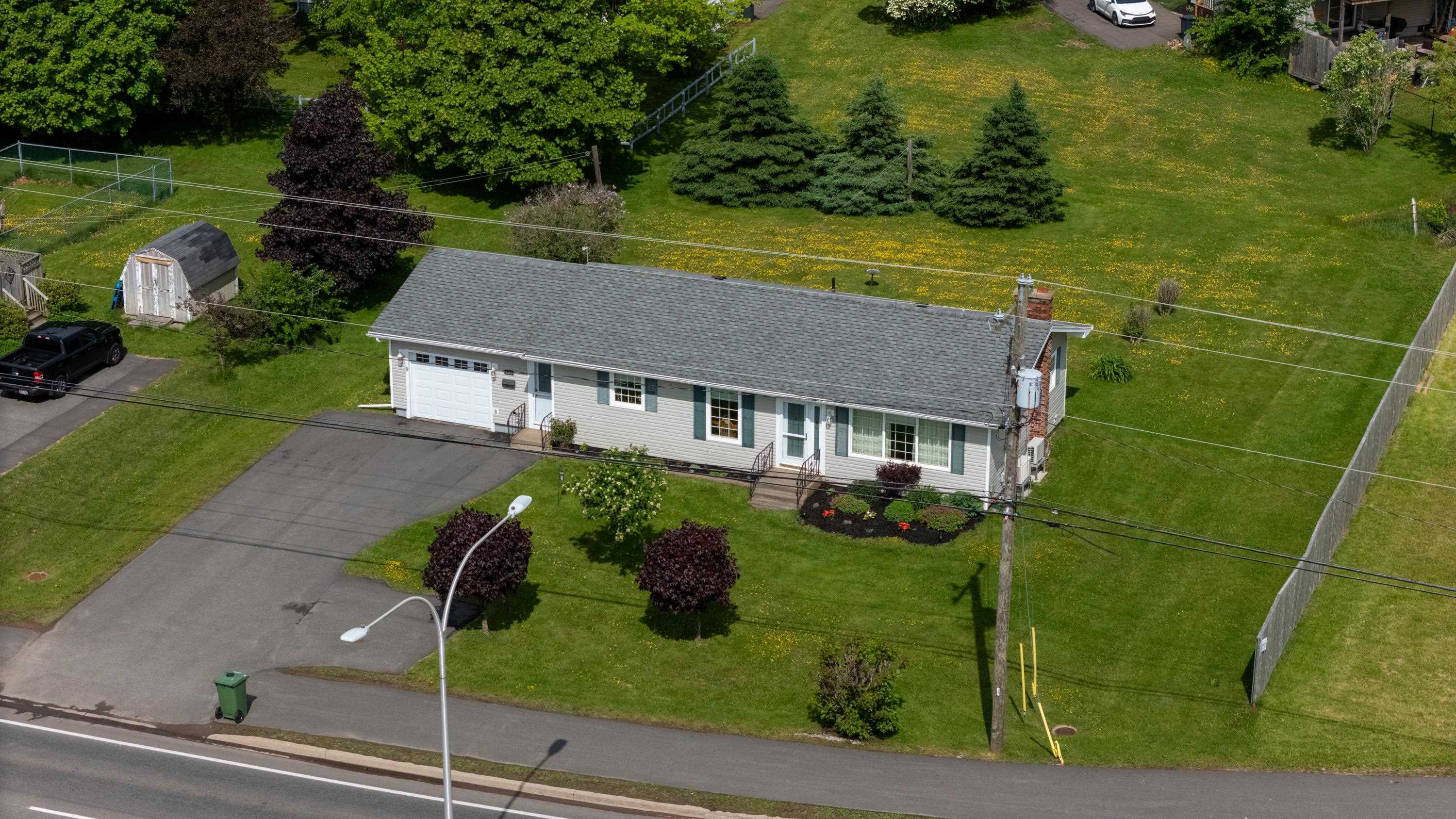 Property Photo:  405 St. Peter'S Road  PE C1C 1G7 