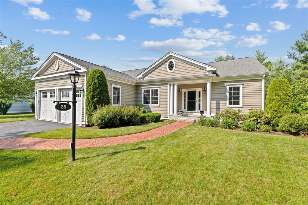 Property Photo: 28 Ridgewood Crossing 28 MA 02043
