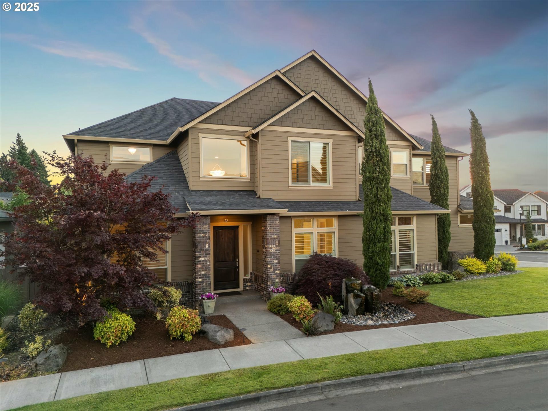 Property Photo:  3301 NW 105th Cir  WA 98685 