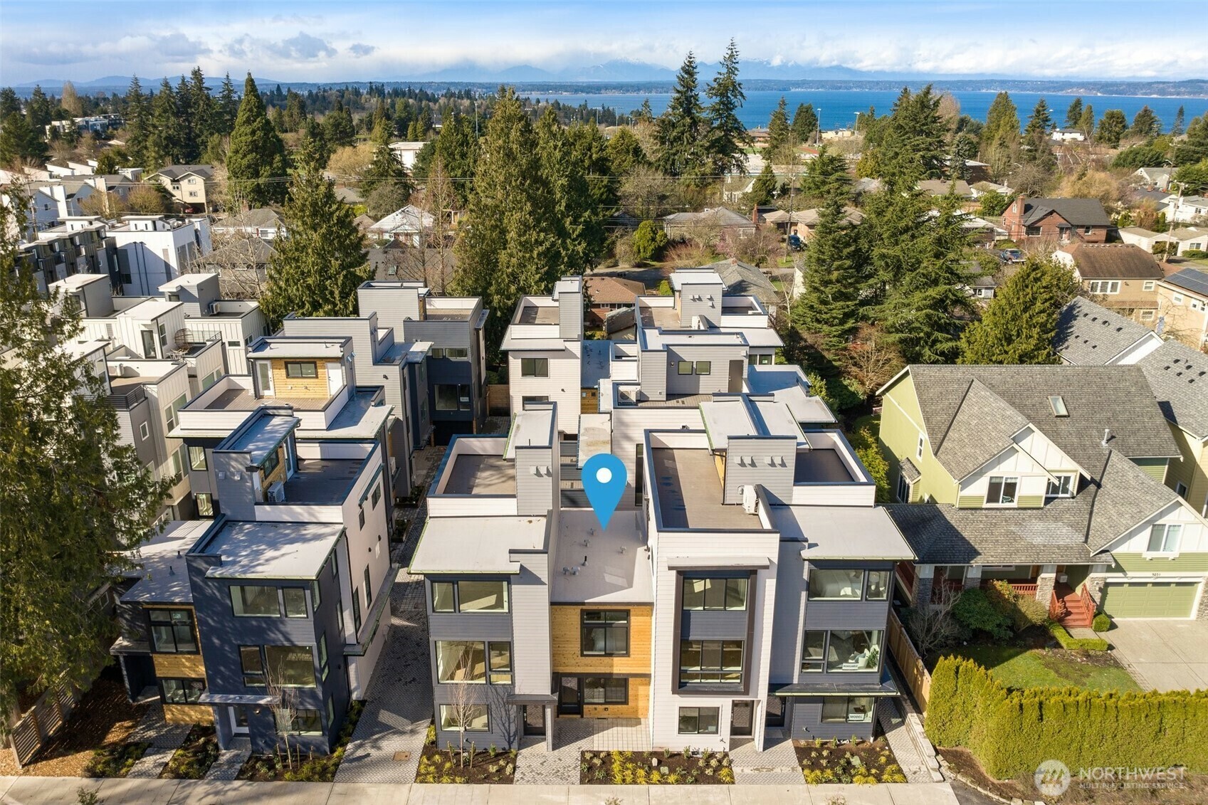 Property Photo: 9219 D 14th Avenue NW WA 98117