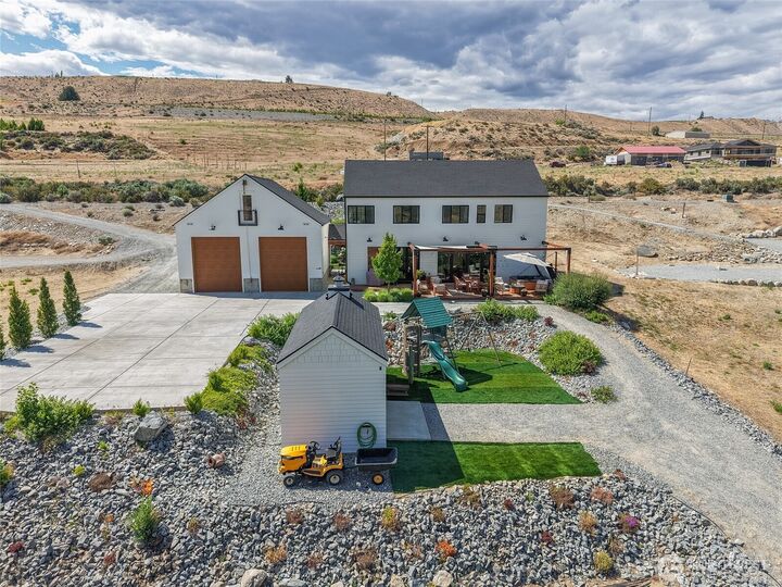 Property Photo: 485 Hidden Lane WA 98816