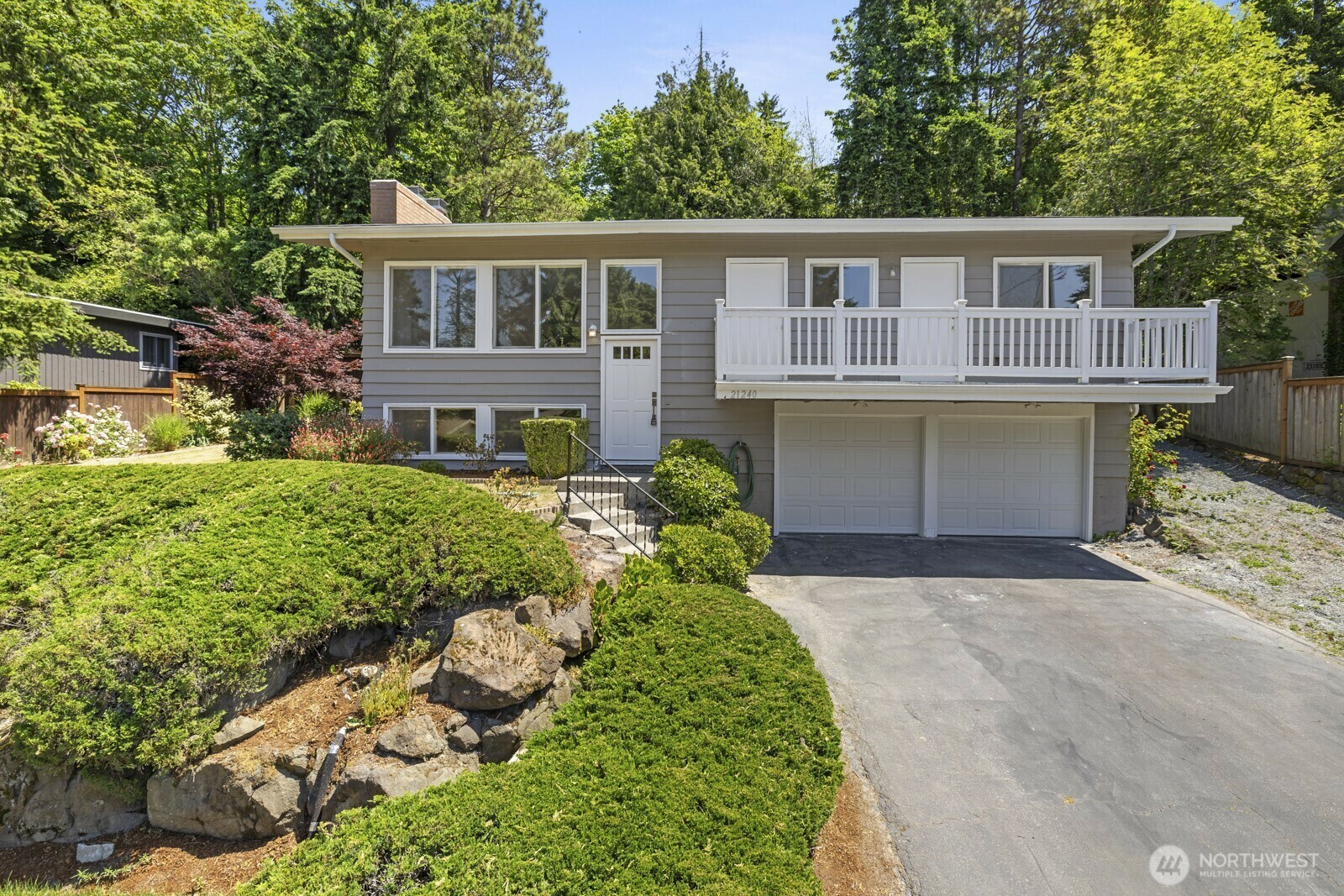 Property Photo: 21240 15th Avenue S WA 98198