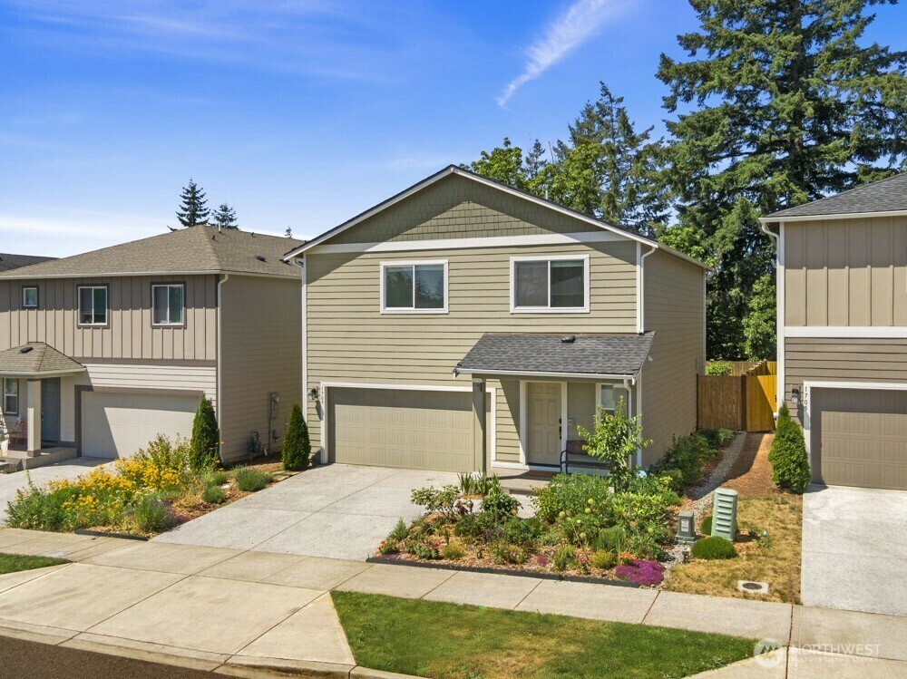Property Photo:  1709  Fern Street SW  WA 98502 