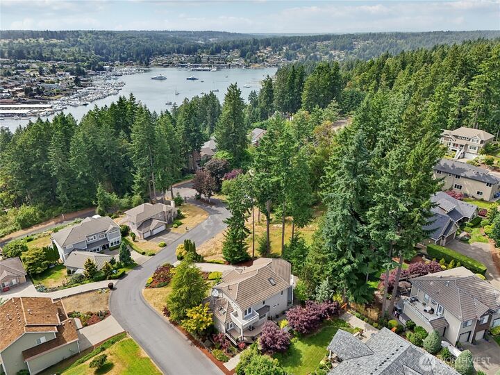 2505  81st Street NW  Gig Harbor WA 98332 photo