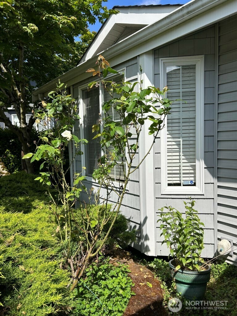 Property Photo: 11304 SE 264th Place WA 98030