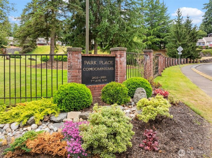Property Photo:  2104  7th Avenue SW  WA 98371 