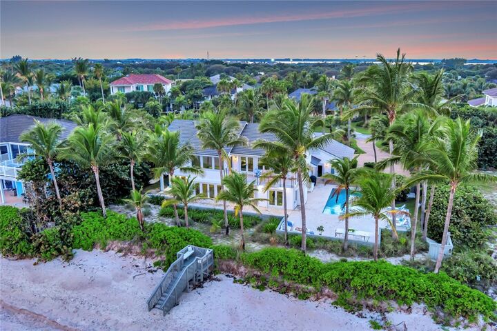 Property Photo: 116 Ocean Way FL 32963