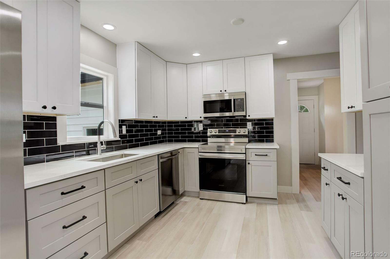 Property Photo: 1925 Syracuse Street CO 80220