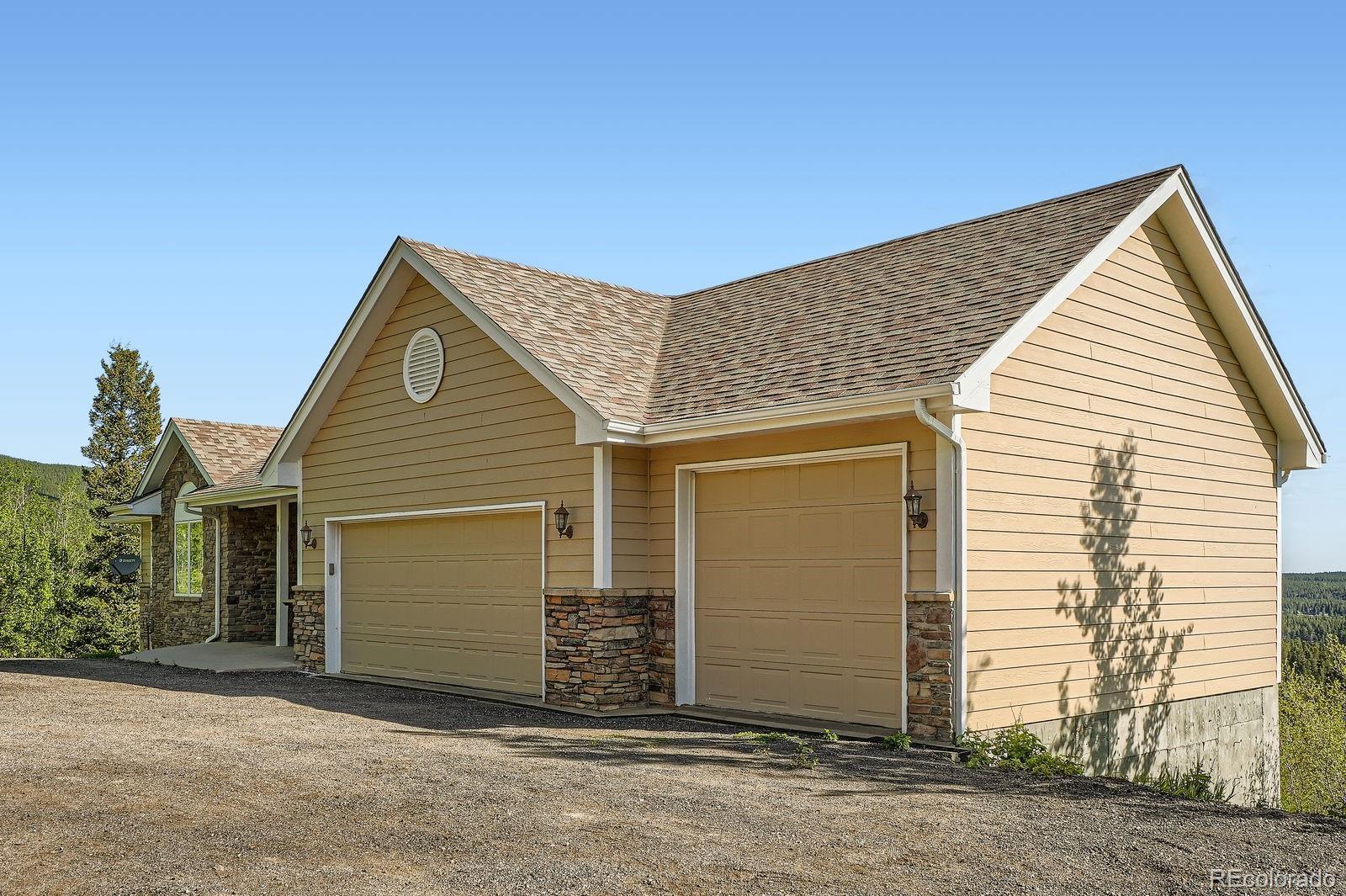 Property Photo: 557 Highpoint Circle CO 80422