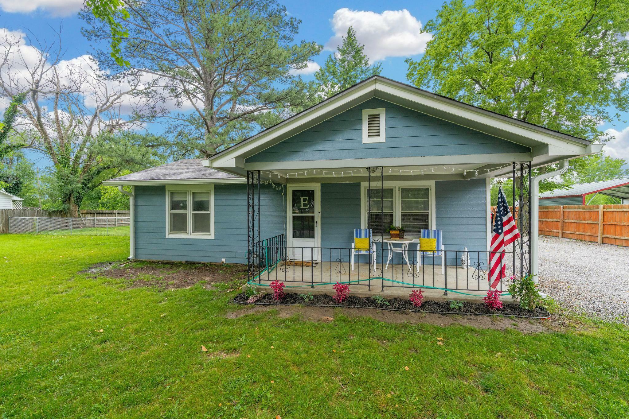 Property Photo: 601 W 51st St S KS 67217