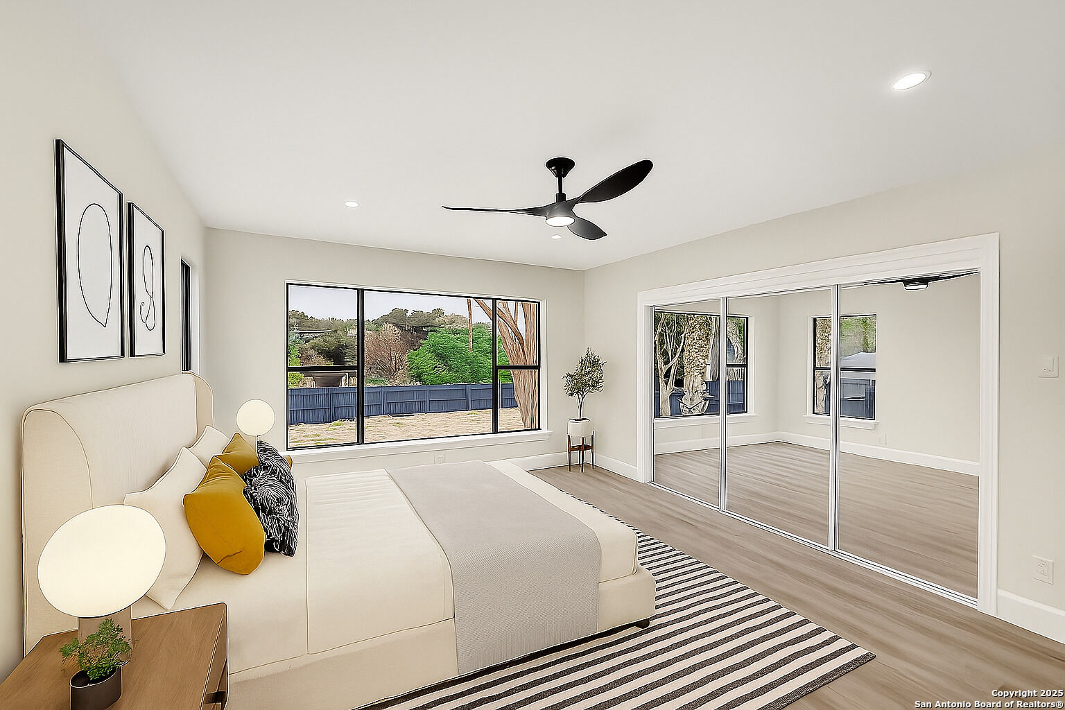 Property Photo: 200 Jeanette Dr TX 78216