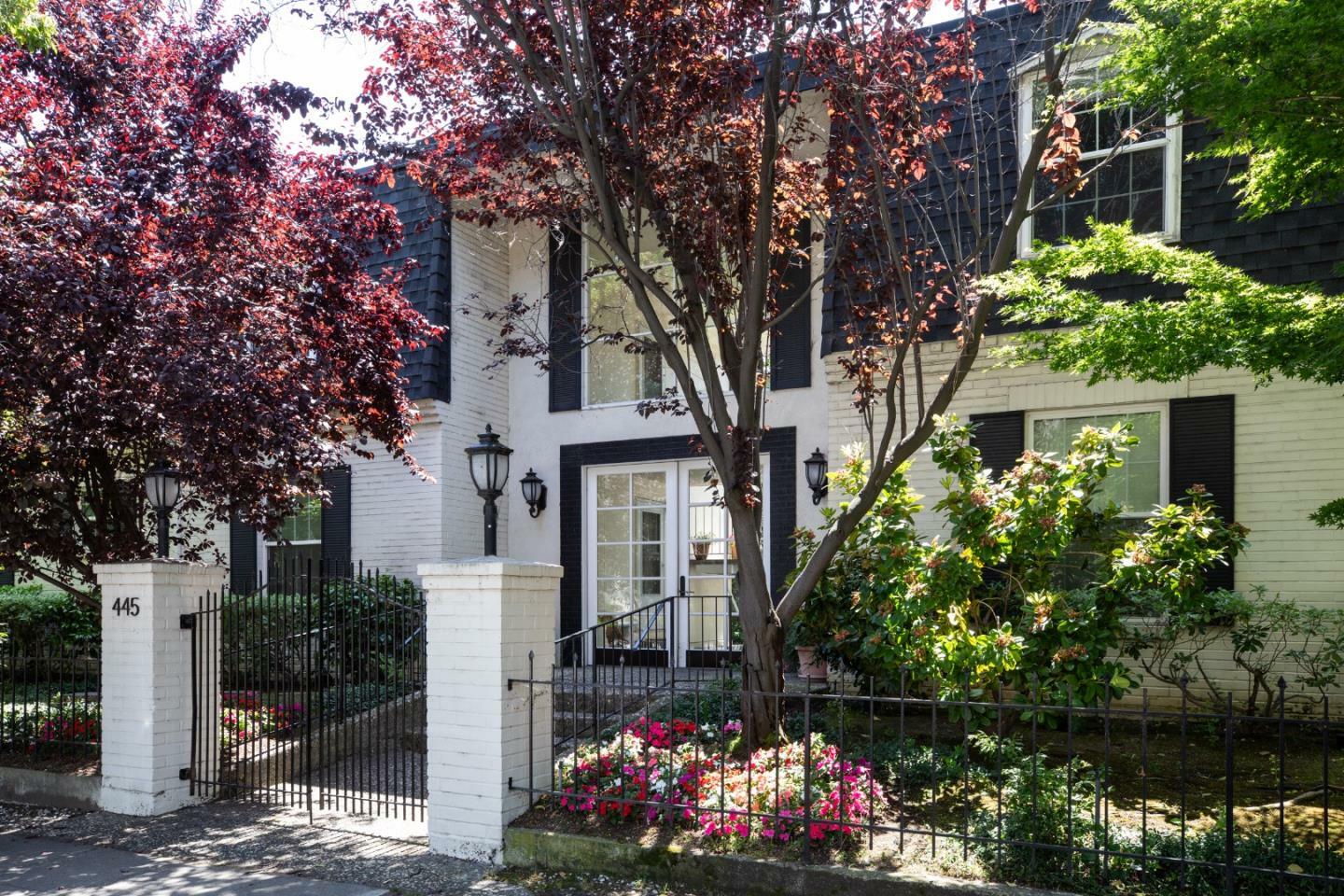 Property Photo: 445 Oak Grove Avenue 4 CA 94025