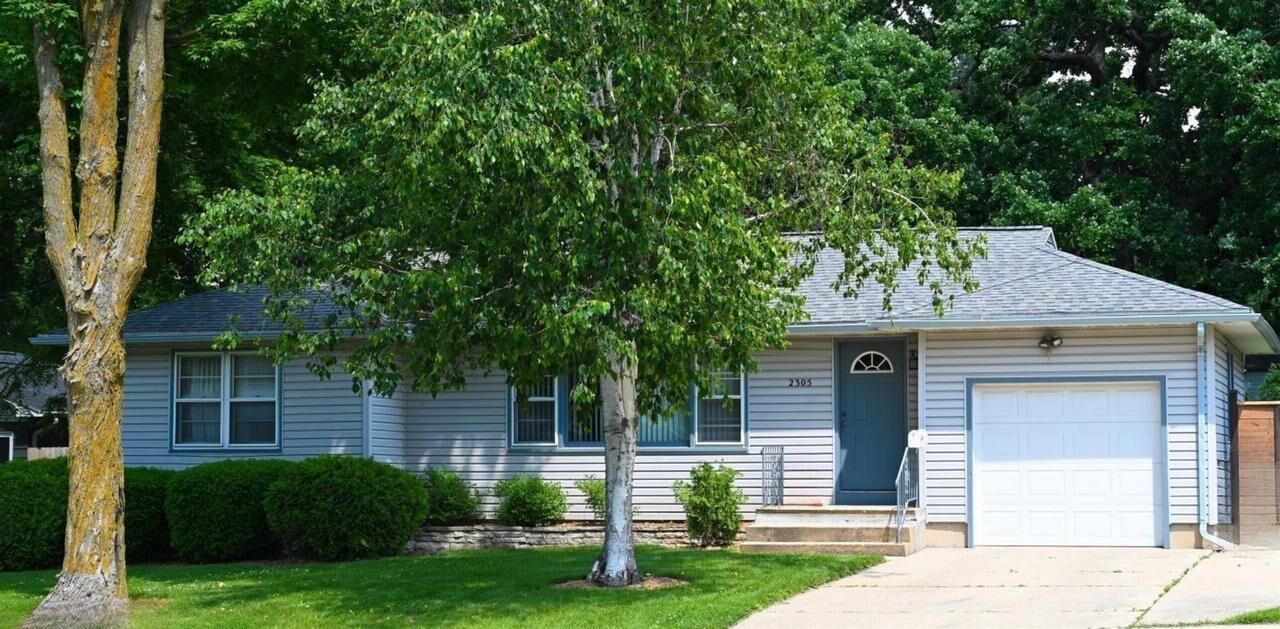 Property Photo: 2305 North Sherman Avenue WI 53704