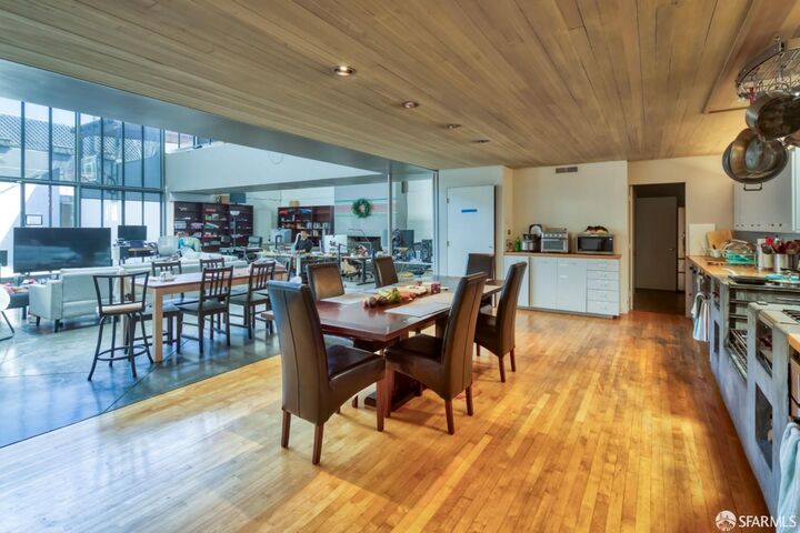 Property Photo:  67 Belcher Street  CA 94114 