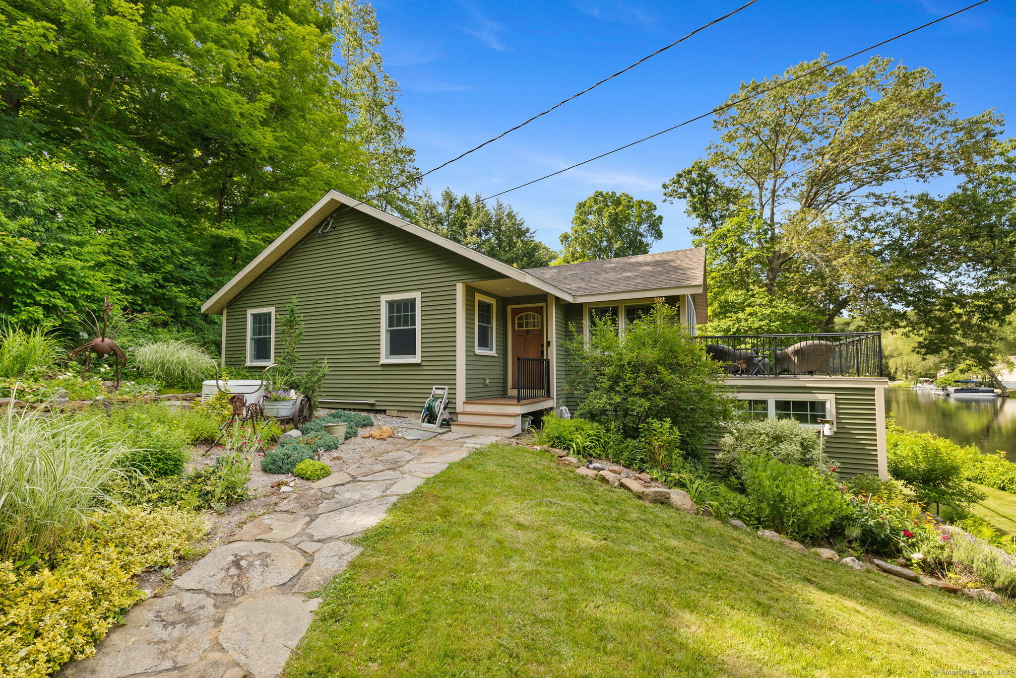 Property Photo: 271 Haywardville Road CT 06415
