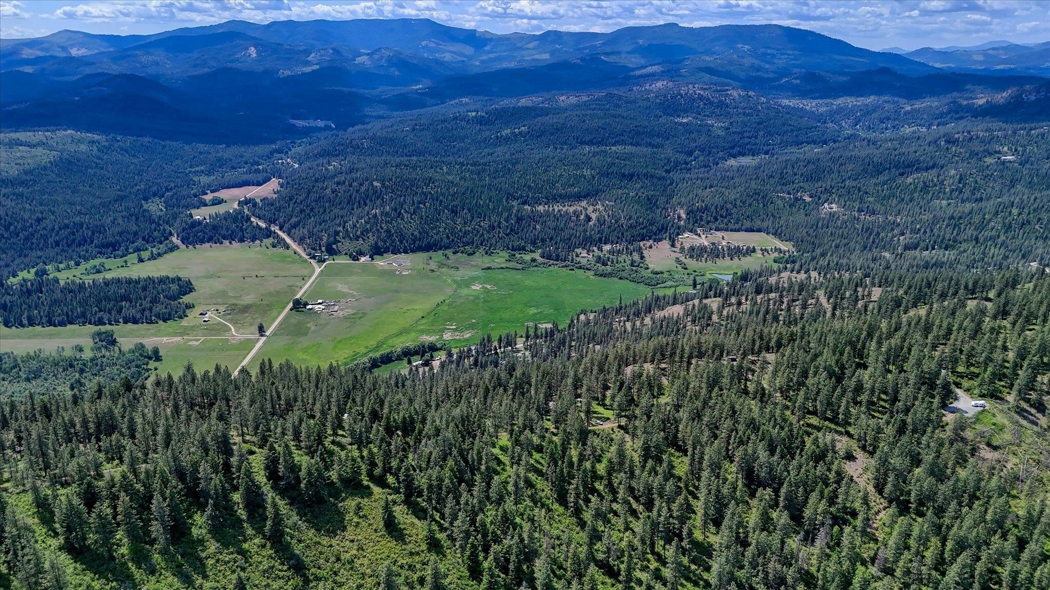 Property Photo: 2847 Wrights Valley Rd Rd WA 99109