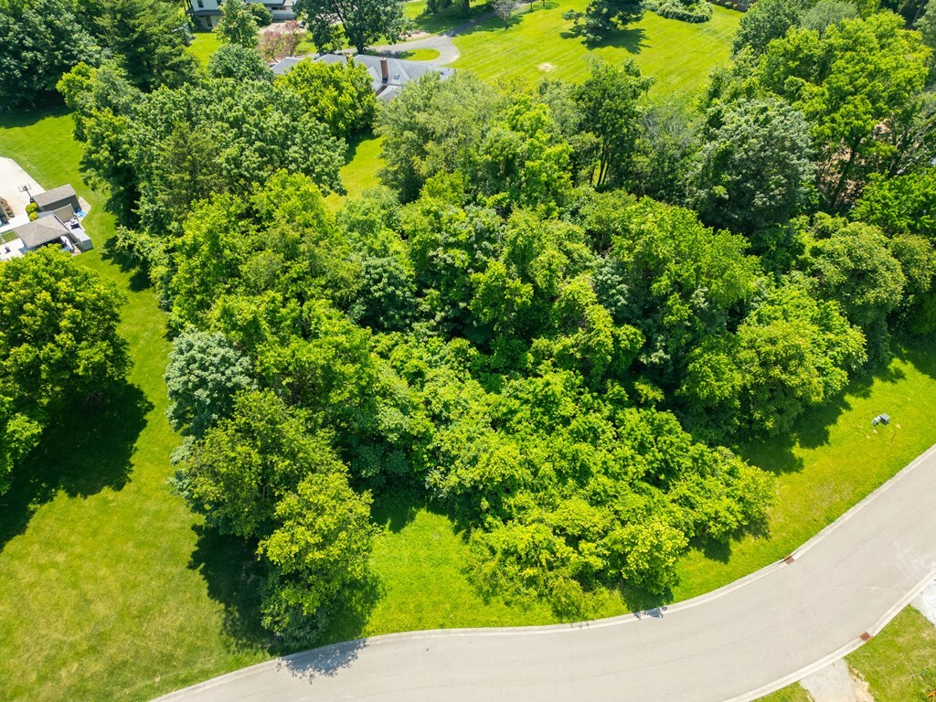 Property Photo: 9 Kensington Drive OH 45601